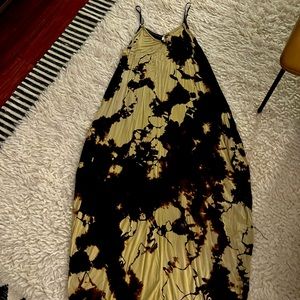 Tie-Die Print Maxi Dress